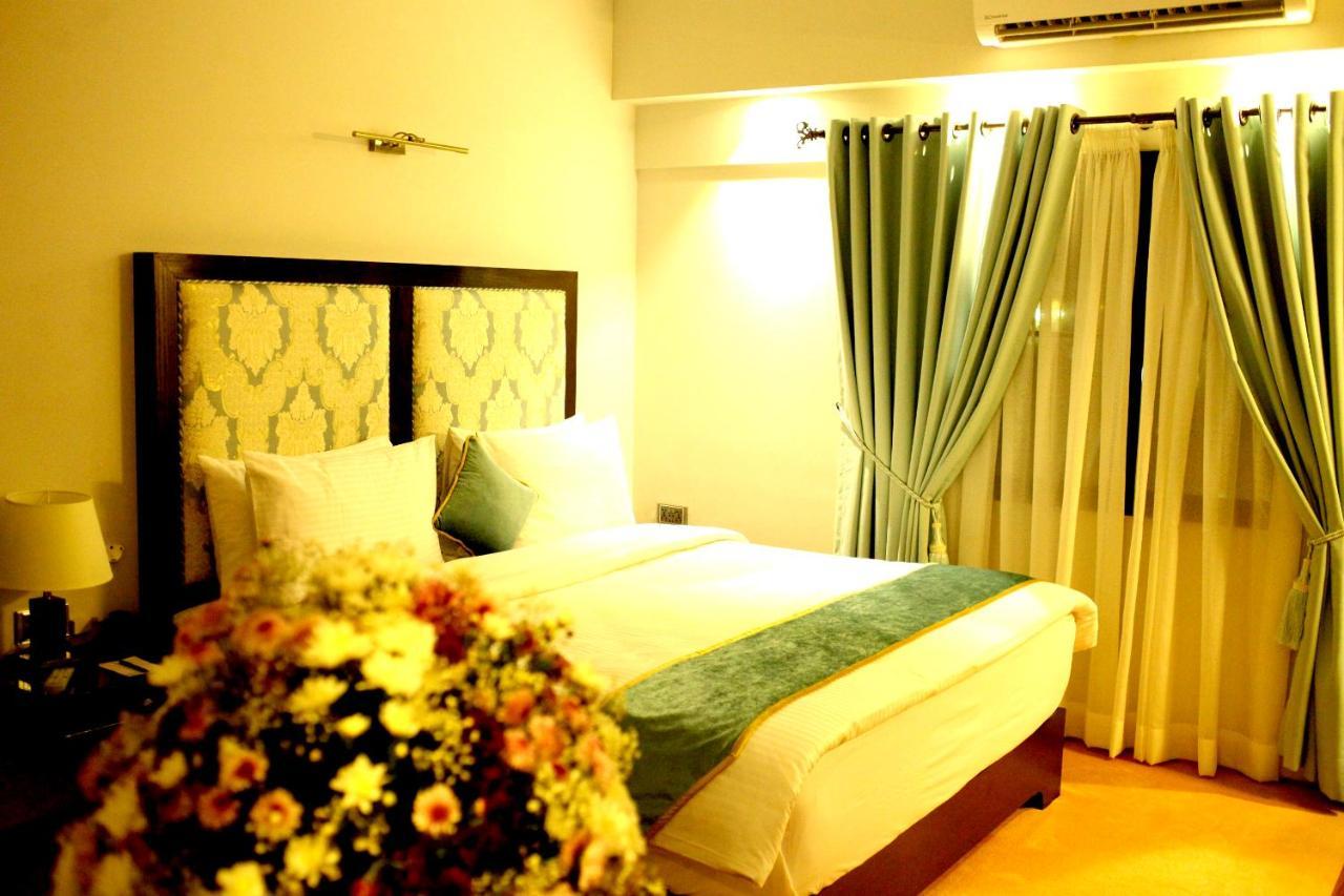 The Reserve Boutique Hotel Karachi Exterior photo