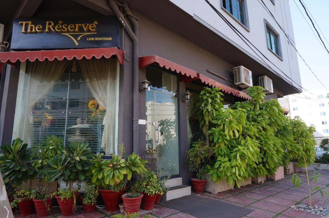 The Reserve Boutique Hotel Karachi Exterior photo